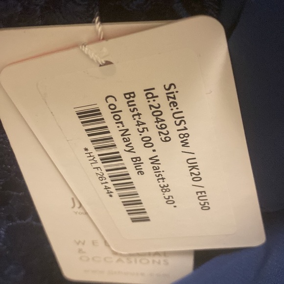 Mother of the Bride dress - Picture 4 of 8